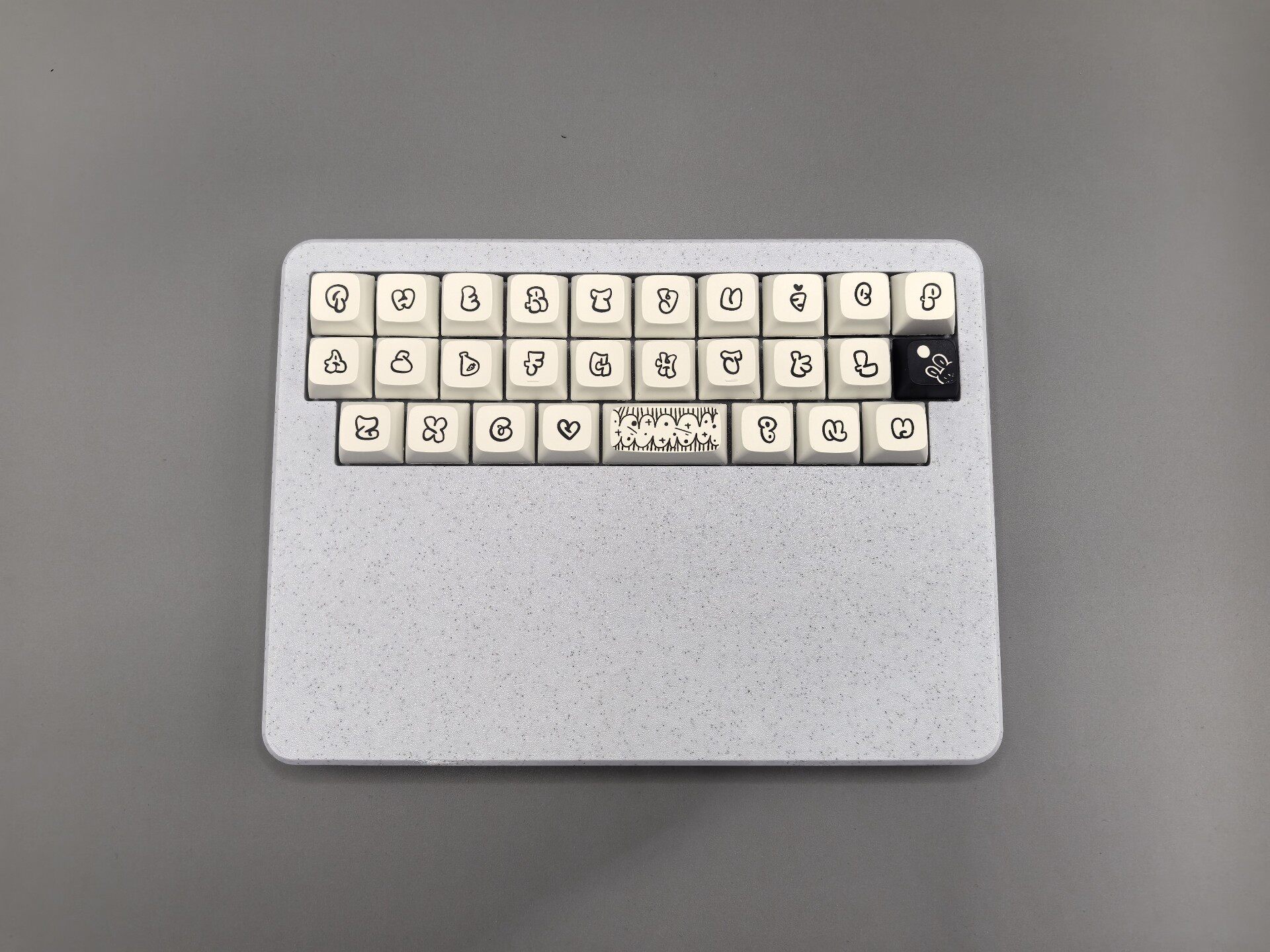 28키 미니 키보드 맞춤형 30% 키패드 트라이 모드  - Gaming Accessories Europe 리뷰 및 가격