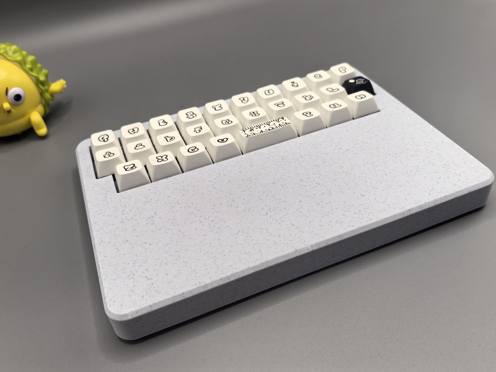 28키 미니 키보드 맞춤형 30% 키패드 트라이 모드  - Gaming Accessories Europe 리뷰 및 가격